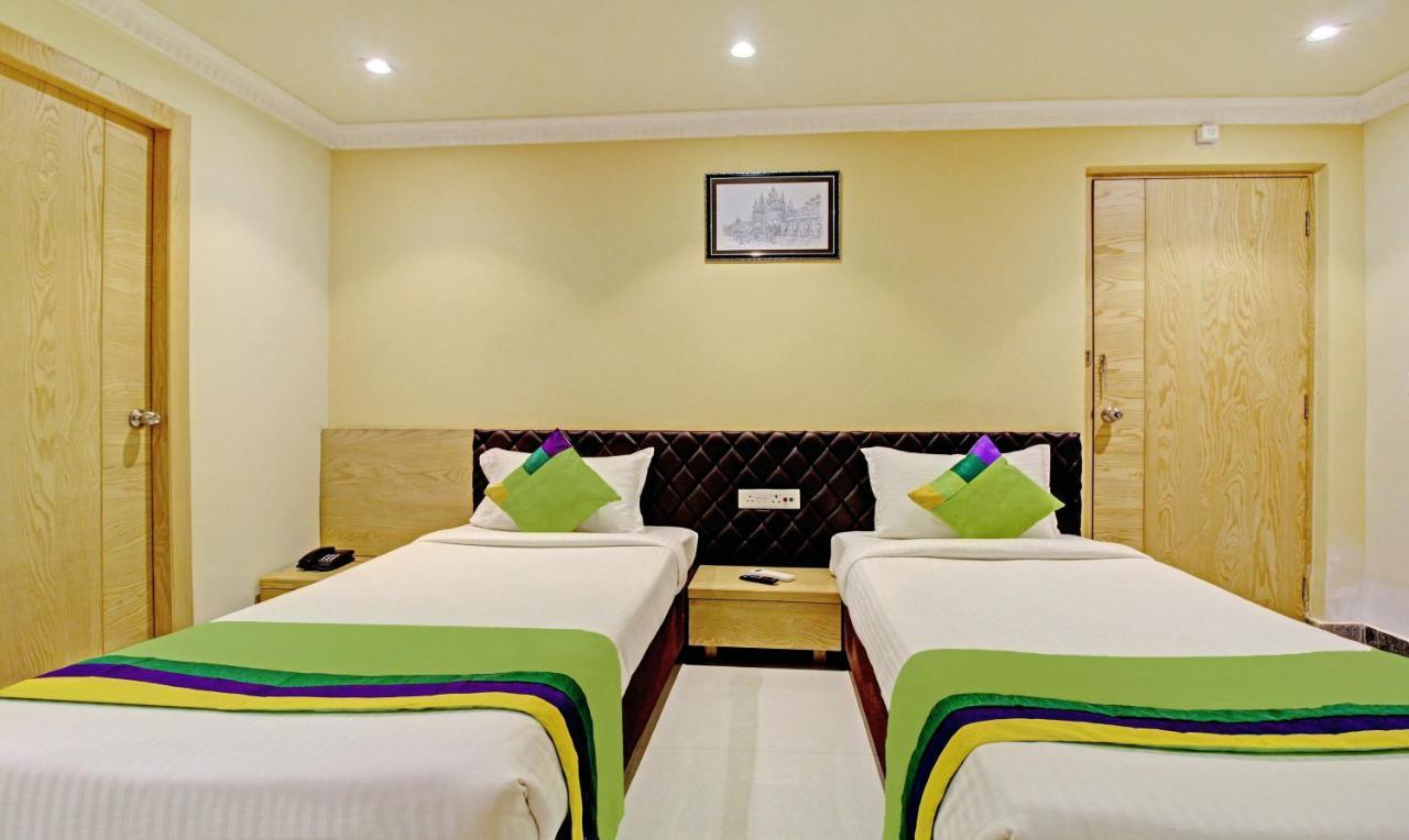 Treebo Asl Prime, Near Ballygunge Railway Station Calcutá Exterior foto
