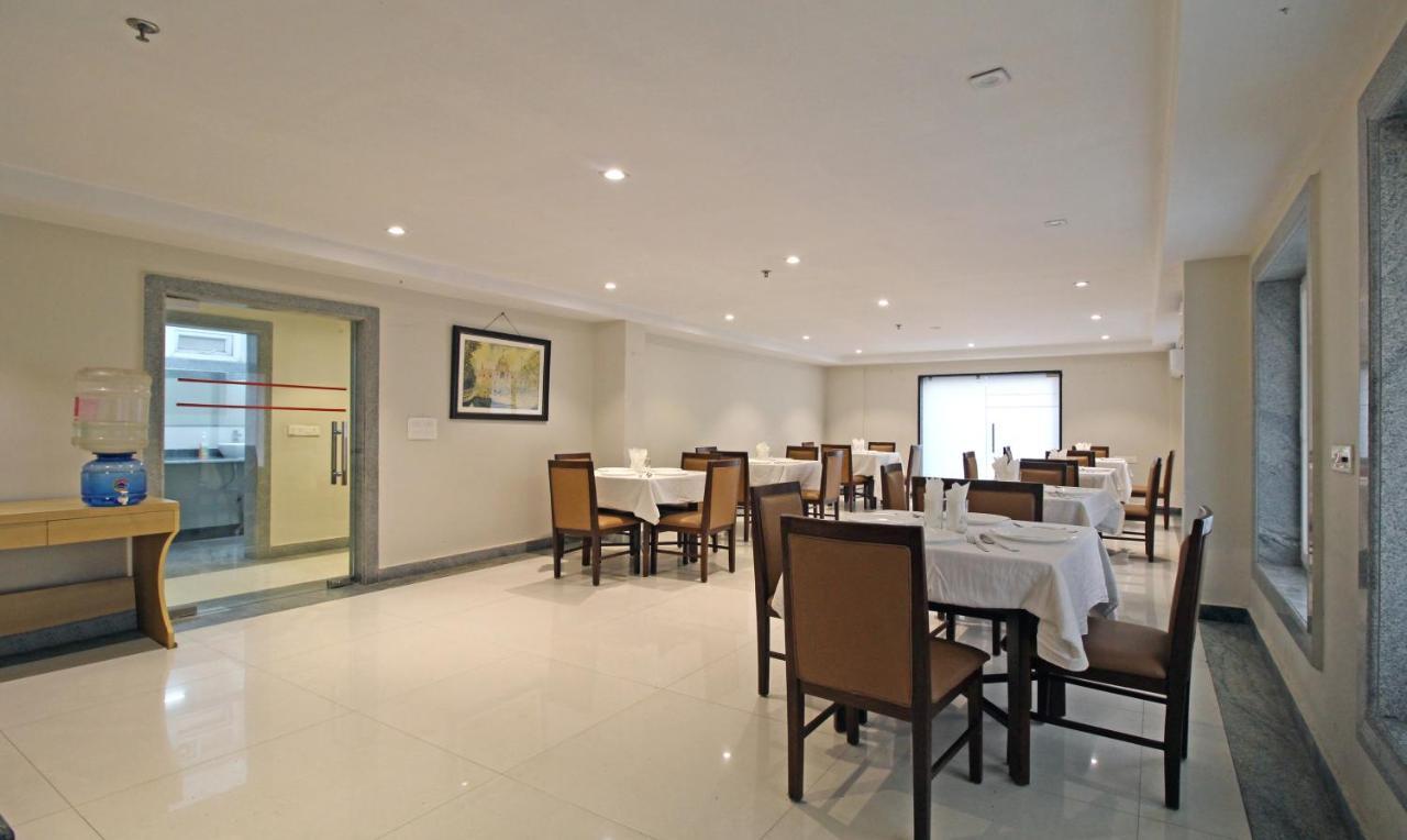Treebo Asl Prime, Near Ballygunge Railway Station Calcutá Exterior foto